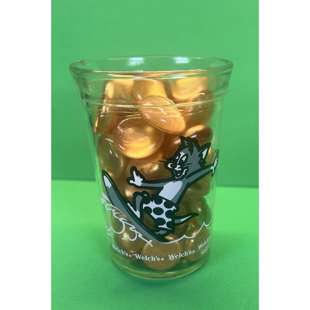 Welch's Jelly Jar Glass Tom & Jerry 1990 Vintage‎ Tom Surfing, One Chip